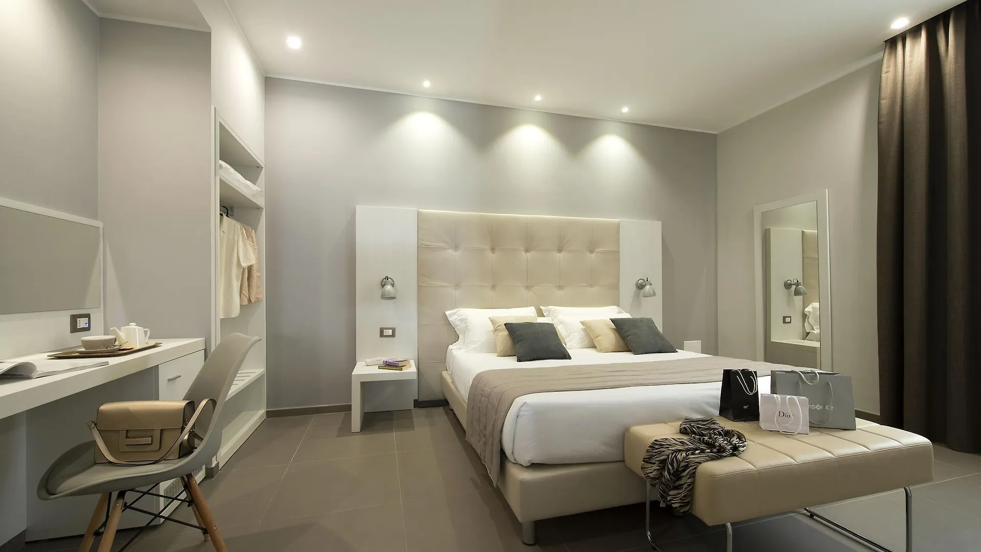 Hotel H21 Milan