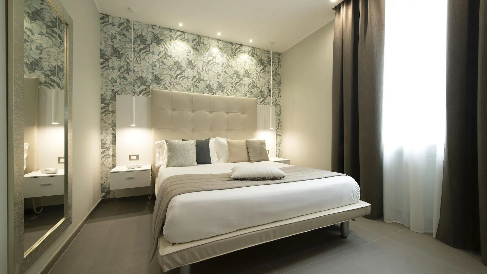 Hotel H21 Milan