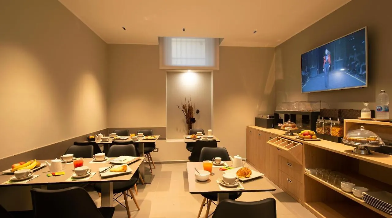 ***  Hotel H21 Milan Italy